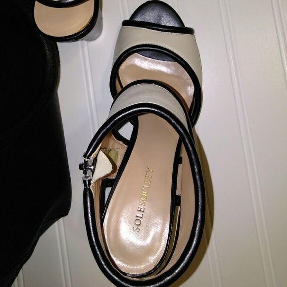 SOLD - Picture 4 of 6